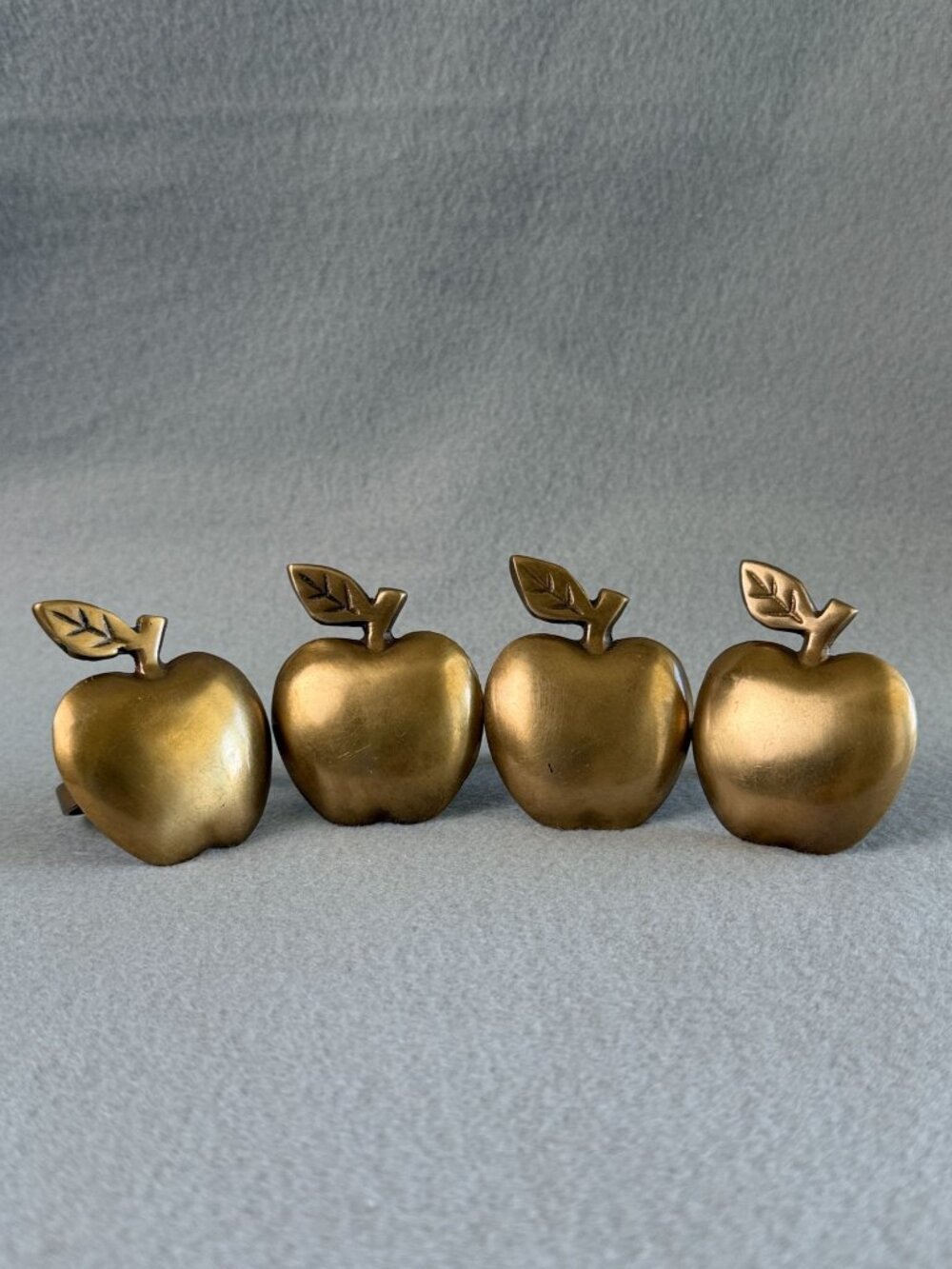 Set Of 4 Vintage Brass Apple Shaped Napkin Rings Table Decor